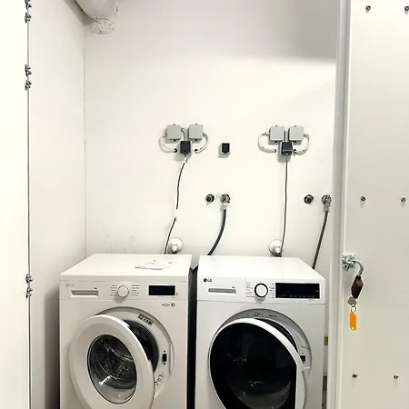 Przyjazni 16 27 - Self Check-in 20h - Lift דירה