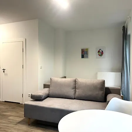 Przyjaźni 16 27 - Self Check-in 20h - Lift Breslau