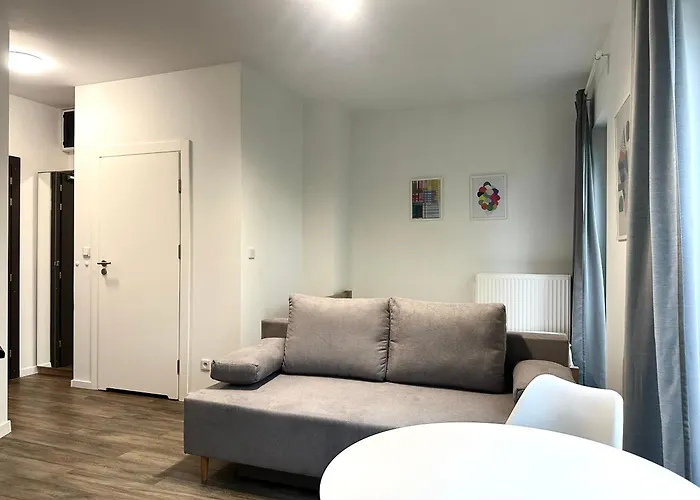 Przyjazni 16 27 - Self Check-in 20h - Lift Вроцлав